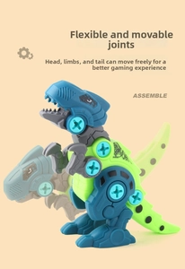 Dettaglio delle articolazioni mobili del dinosauro DIY con assemblaggio flessibile