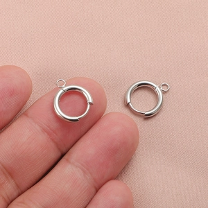 Boucles d'oreilles rondes en acier inoxydable argenté avec petit œillet pour création bijoux