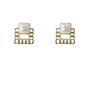 Minimalist geometric square earrings with gold alloy chain and cream pearl inlay