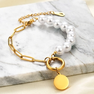 Asymmetric Bracelet Women Stainless Steel 18K Gold Plated Paperclip Chain Imitation Artificial Pearls Round Tag Pendant Elegant