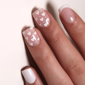 French Tip Press On Nails White Heart Pattern Short Square Round Shape Sweet Pink Gradient ABS Plastic False Nails