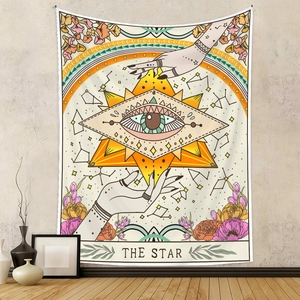 Dettaglio dell'arazzo dei tarocchi The Star con motivi celesti e fiori in stile vintage