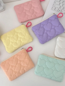 Quilted mini pouches set in pastel colors with heart pattern for women accessories