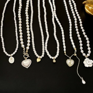 Elegant Choker Necklace For Women Featuring Imitation Artificial Pearl And Alloy Heart Rose Flower Pendant Fashion Jewelry Accessory