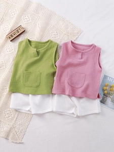 Two-piece summer kids cotton gauze sleeveless vest and shorts pajama set in green and pink