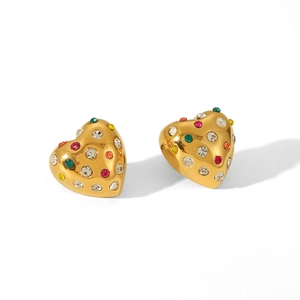 Detail of heart stud earrings with multi-color rhinestones in 18K gold-plated steel