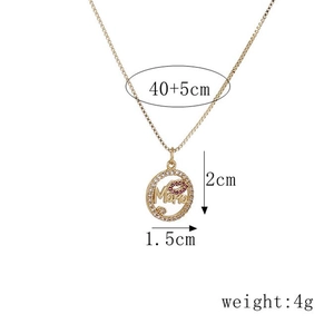 Collana Mama dorata con labbra rosse e cristalli, dettagli su dimensioni e peso