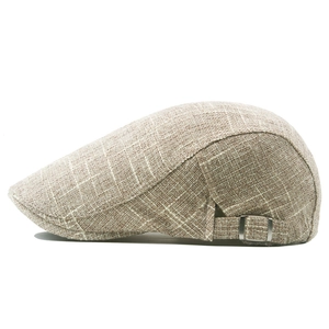 Britische Retro-Baskenmütze aus Baumwolle und Leinen in Beige mit verstellbarer Schnalle