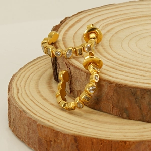 18k gold plated U-shaped stainless steel earrings with sparkling zircon crystals
