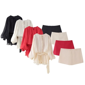 Pantaloncini E Top Pieghettato Lucido Donna Manica A Lanterna Collo Con Fiocco Streetwear Casual