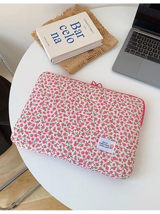 Floral laptop sleeve with pink flowers and cotton padding for 13-inch notebooks