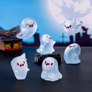 Set of 6 luminous miniature Halloween ghost figurines for micro landscape decoration