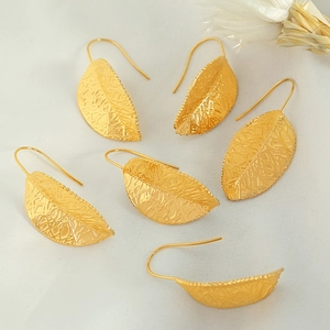 French vintage style gold leaf earrings made of titanium steel set of three pairs