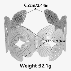 Dettagli del bracciale a farfalla argento con misure di 6,2 cm di diametro e 3,5 cm di larghezza
