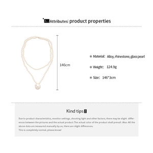 Detail view of the French vintage pearl necklace showing dimensions and 146cm total length