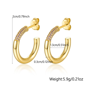 Detail view of S925 silver hoop earrings with purple zircon and dimension markings