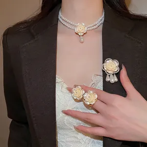 Bijoux Floraux Rose Vintage Français Collier Boucles D'oreilles Avec Tige En Argent Et Broche Élégante Fausse Künstliche Perle Double