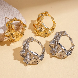 Irregular geometric pleated metal stud earrings in gold and silver finish for women