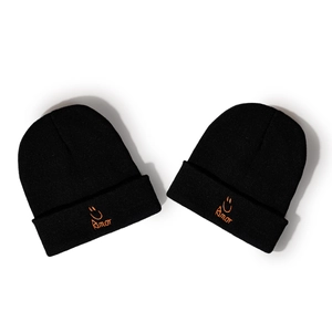 Bonnet en tricot noir avec broderie Amor orange et smiley, chapeau d'hiver tendance