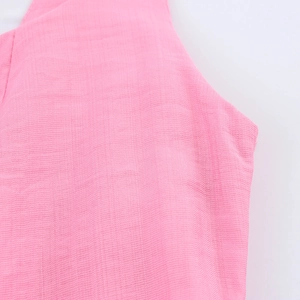 Abito rosa stile francese con orlo irregolare e dettaglio spalla in lino strutturato