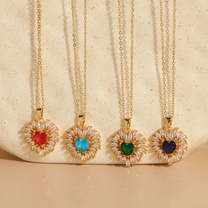 Collana con Pendente a Cuore in Rame e Zirconia per Donna Elegante Gioiello a Forma di Cuore Placcato Oro 14K Regalo Trendy
