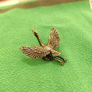 Vintage Brass Alloy Crane Bird Figurine Retro Chinese Style Desktop Ornament Miniature Animal Statue For Home Office Zen