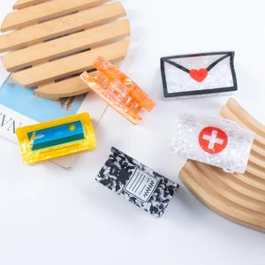 5-piece cartoon printed acetic acid hair claw clip set with creative envelope and medical motifs