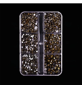 Size chart for nail art rhinestones showing ss4 to ss16 dimensions and 1688 pieces count