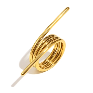 Moderner mehrlagiger Spiralring aus 18K vergoldetem Edelstahl mit vertikalem Stabdesign