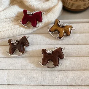 Retro resin horse brooches with flocking and rhinestones in four elegant colors