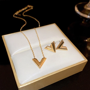 Collier Et Boucles D'oreilles Lettre V En Acier Titane Plaqué Or Avec Tige En Argent Sterling 925 Pour Femme