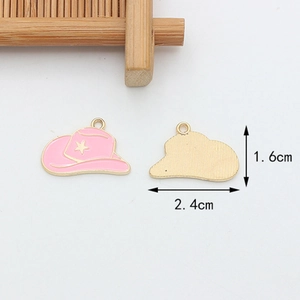 Ciondoli cappello da cowboy in smalto rosa con stella dorata per gioielli fai da te, 1,6x2,4cm