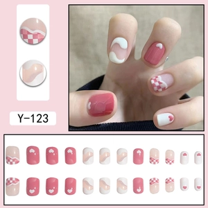 Pink heart checkerboard press-on nails set with 24 pieces in sweet wave pattern