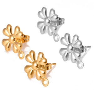 Four-leaf clover stainless steel stud earrings in gold and silver metal finishes