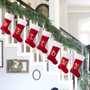 Calza Di Natale In Velluto Con Ricamo Lettera Iniziale Glitterata Oro Decorazione Da Appendere