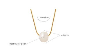 Detail of freshwater pearl pendant with 0.6cm diameter and 40+5cm adjustable gold chain