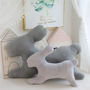 Cuscino a forma di coniglio in peluche minimalista grigio per decorazione divano