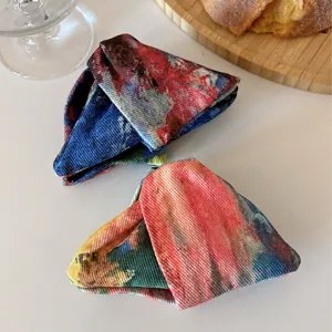 Pince à cheveux triangle tie-dye avec texture peinture à l'huile et tissu coloré