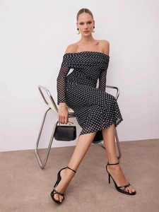 Elegant off-shoulder polka dot maxi dress with long sleeves and pleated chest design