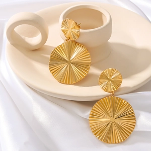 Round Pleated Drop Earrings 18K Gold Plated Stainless Steel Radial Texture Exaggerated Geometric Jewelry For Women