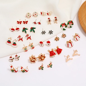 Coffret de boucles d'oreilles de Noël avec flocons et bonshommes de pain d'épices