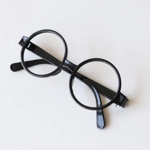 Classic round black frame wizard glasses for cosplay costumes and themed parties