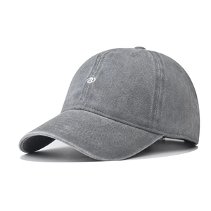 Vintage washed cotton baseball cap with embroidered letter R logo for men and women
