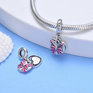 925 silver bow bracelet with pink enamel heart pendant and Happy Holidays engraving