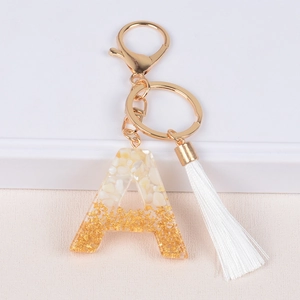 Initial Alphabet Letter Keychain Resin Gold Foil White Shell Pendant With Tassel Metal Keyring Bag Charm Fashion Elegant
