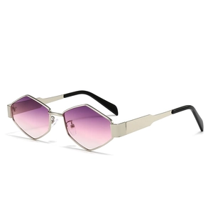 Gafas de sol de metal dorado con forma de polígono y lentes degradadas rosa y lila