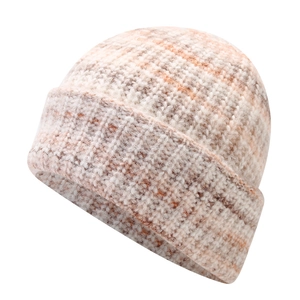Bonnet tricoté rétro tie-dye pour femmes avec protection des oreilles en beige et orange