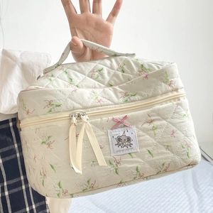 Quilted Floral Elephant Makeup Bag Large Capacity Travel Cosmetic Case Portable Toiletry Organizer Ribbon Handle Bag For Women