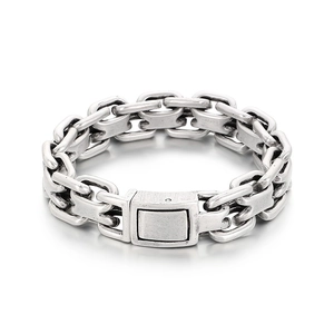 Retro stainless steel interlocking chain bracelet in matte antique silver finish for men