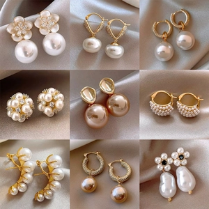 Vintage Artificial Pearl Stud Earrings With 925 Sterling Silver Earring Post French Style Gold Plated Rhinestone Jewelry Women